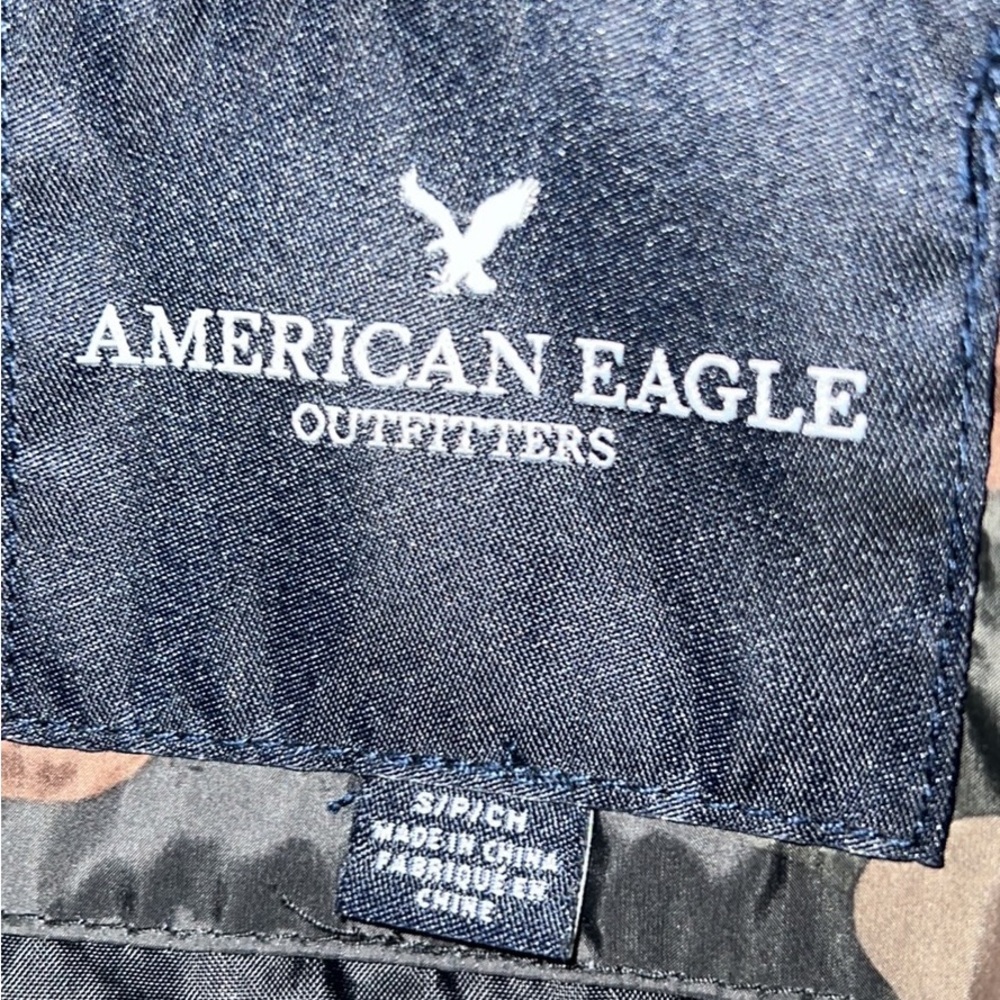 American Eagle Camo puffed Jacket Size Small - Picture 5 of 5
